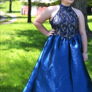 High neck Prom Dress